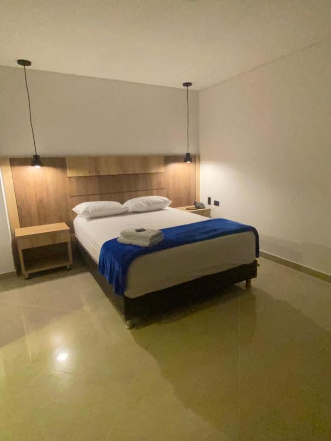 Hotel California City Medellín Exterior foto